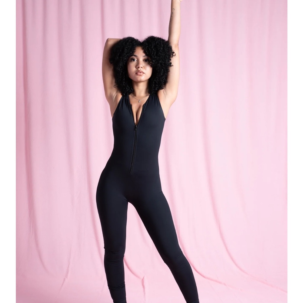 Ari bodysuit